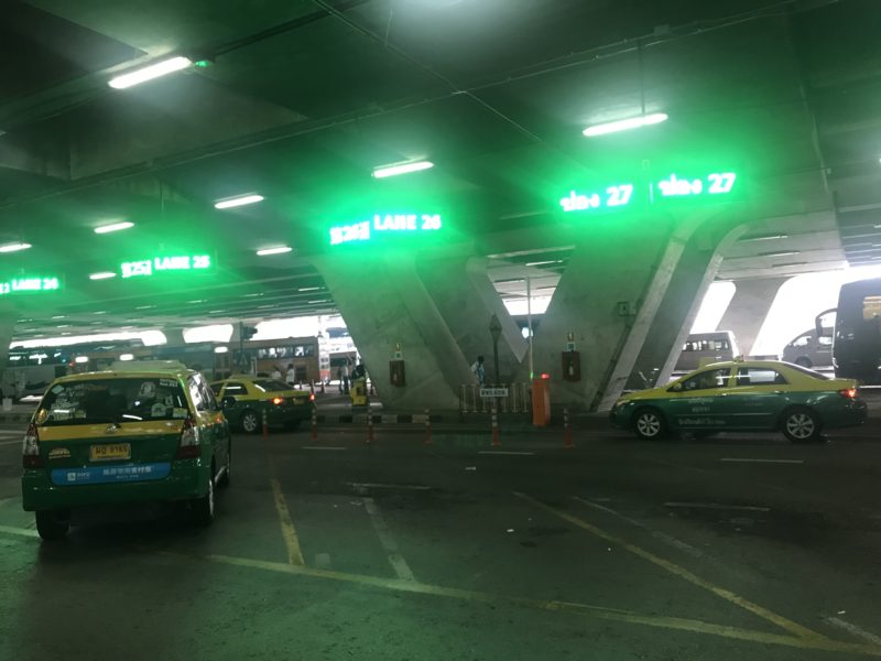 スワンナプーム空港のタクシー乗り場