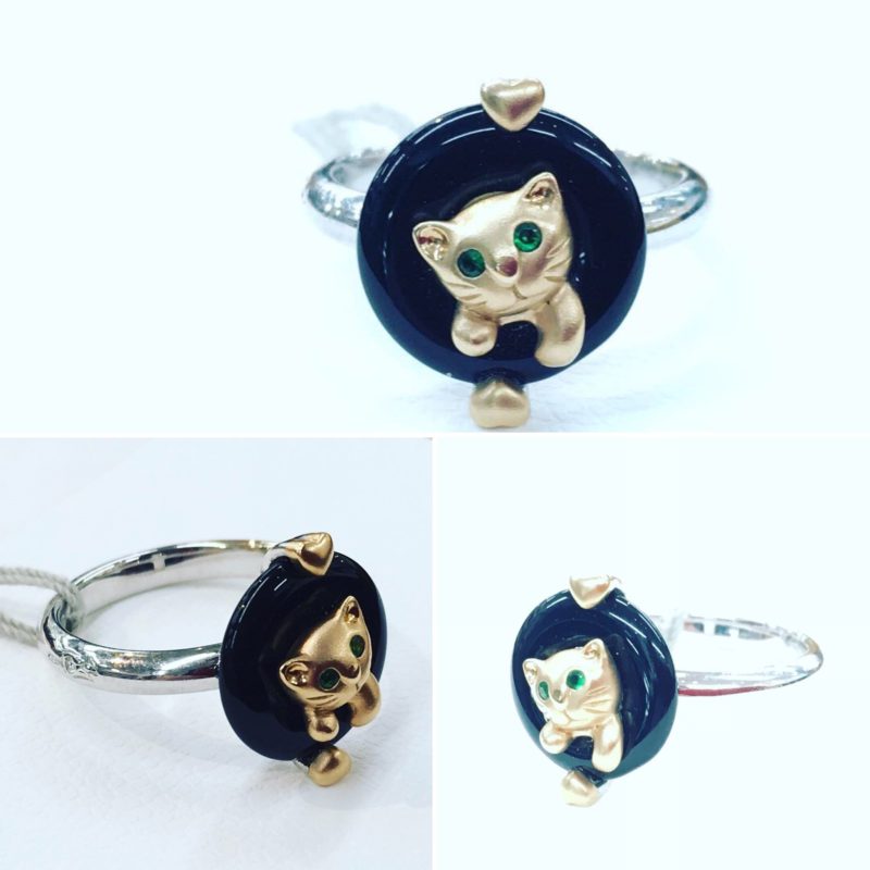 猫の指輪